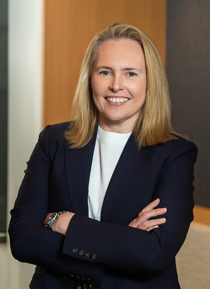 Tara Moore Headshot